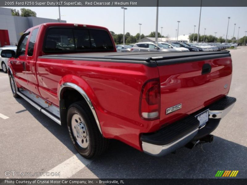Red Clearcoat / Medium Flint 2005 Ford F250 Super Duty XLT SuperCab