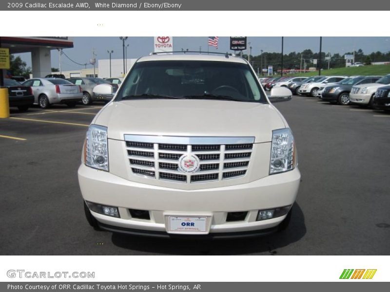 White Diamond / Ebony/Ebony 2009 Cadillac Escalade AWD