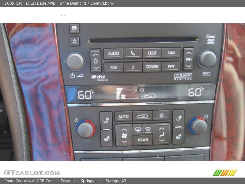 White Diamond / Ebony/Ebony 2009 Cadillac Escalade AWD