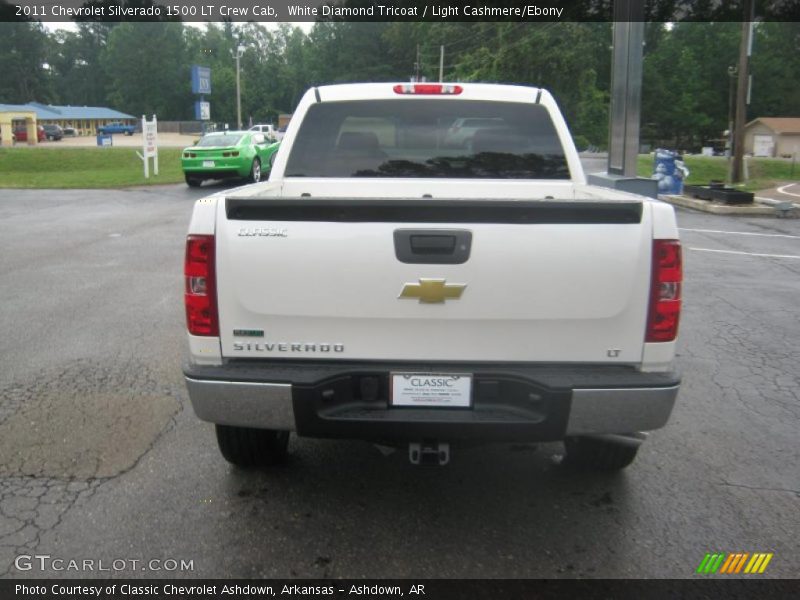 White Diamond Tricoat / Light Cashmere/Ebony 2011 Chevrolet Silverado 1500 LT Crew Cab