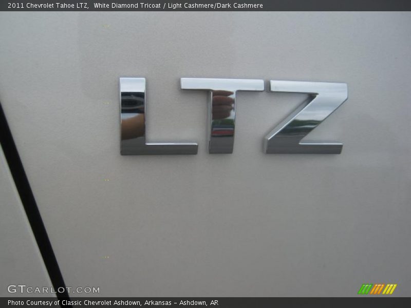 White Diamond Tricoat / Light Cashmere/Dark Cashmere 2011 Chevrolet Tahoe LTZ