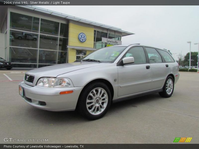 Silver Metallic / Light Taupe 2004 Volvo V40