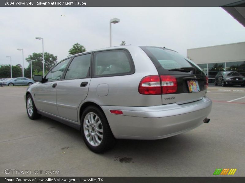 Silver Metallic / Light Taupe 2004 Volvo V40