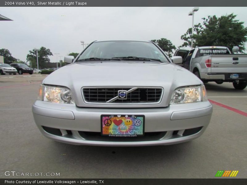 Silver Metallic / Light Taupe 2004 Volvo V40