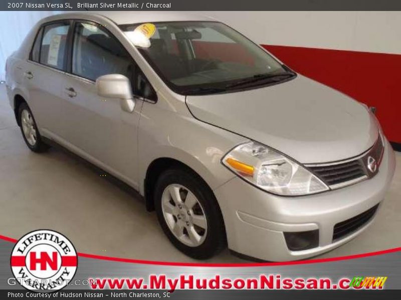 Brilliant Silver Metallic / Charcoal 2007 Nissan Versa SL