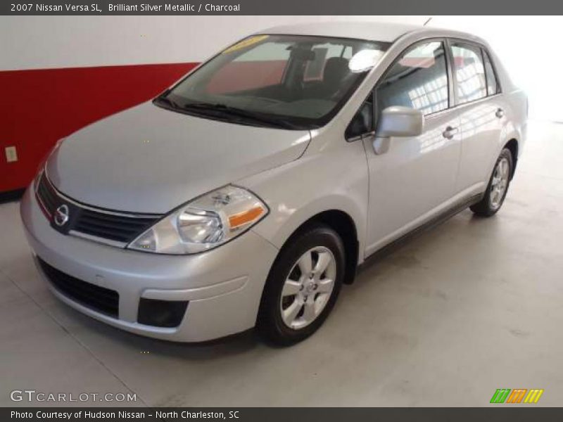 Brilliant Silver Metallic / Charcoal 2007 Nissan Versa SL