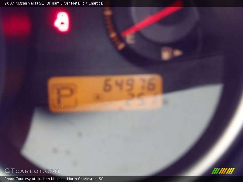 Brilliant Silver Metallic / Charcoal 2007 Nissan Versa SL
