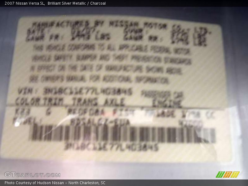 Brilliant Silver Metallic / Charcoal 2007 Nissan Versa SL