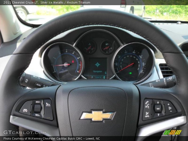 Silver Ice Metallic / Medium Titanium 2011 Chevrolet Cruze LT