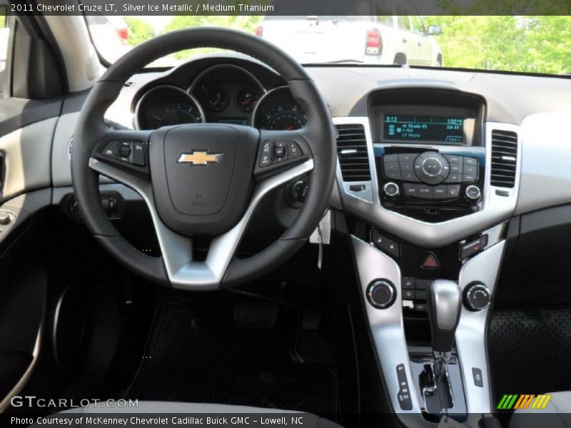 Silver Ice Metallic / Medium Titanium 2011 Chevrolet Cruze LT