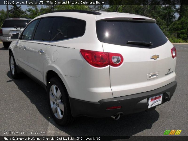 White Diamond Tricoat / Cashmere/Ebony 2011 Chevrolet Traverse LTZ