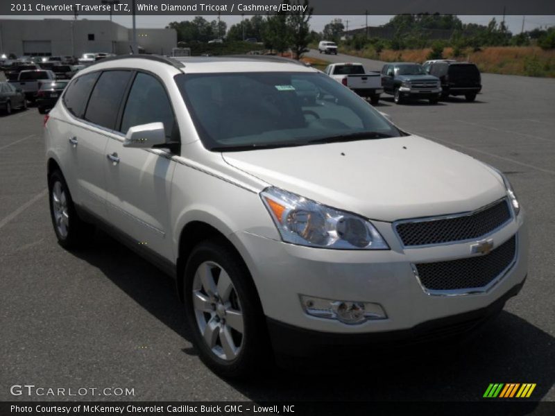 White Diamond Tricoat / Cashmere/Ebony 2011 Chevrolet Traverse LTZ