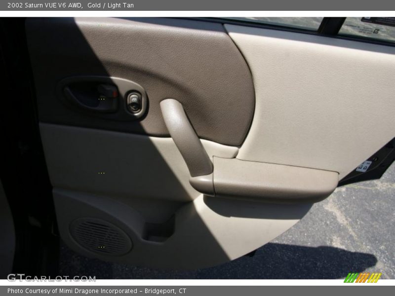 Gold / Light Tan 2002 Saturn VUE V6 AWD
