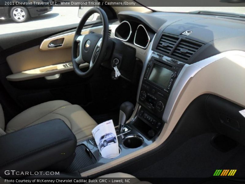 White Diamond Tricoat / Cashmere/Ebony 2011 Chevrolet Traverse LTZ