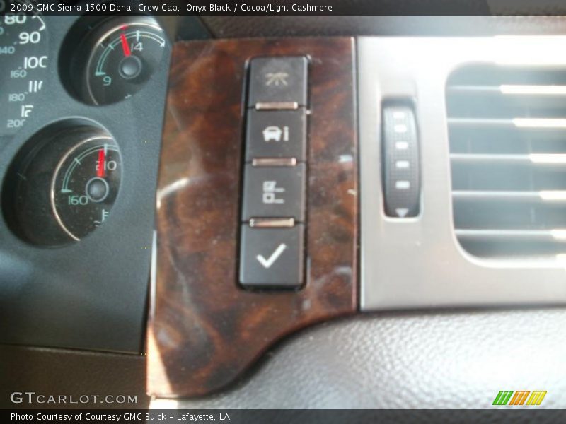 Onyx Black / Cocoa/Light Cashmere 2009 GMC Sierra 1500 Denali Crew Cab