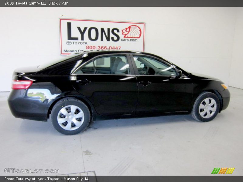 Black / Ash 2009 Toyota Camry LE