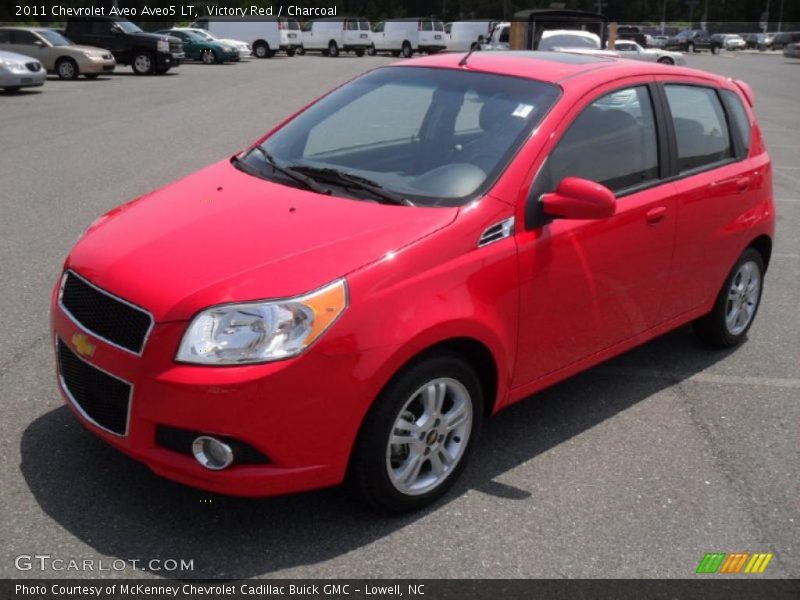 Front 3/4 View of 2011 Aveo Aveo5 LT