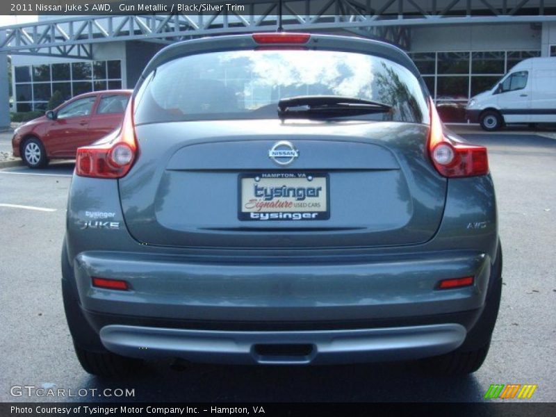 Gun Metallic / Black/Silver Trim 2011 Nissan Juke S AWD