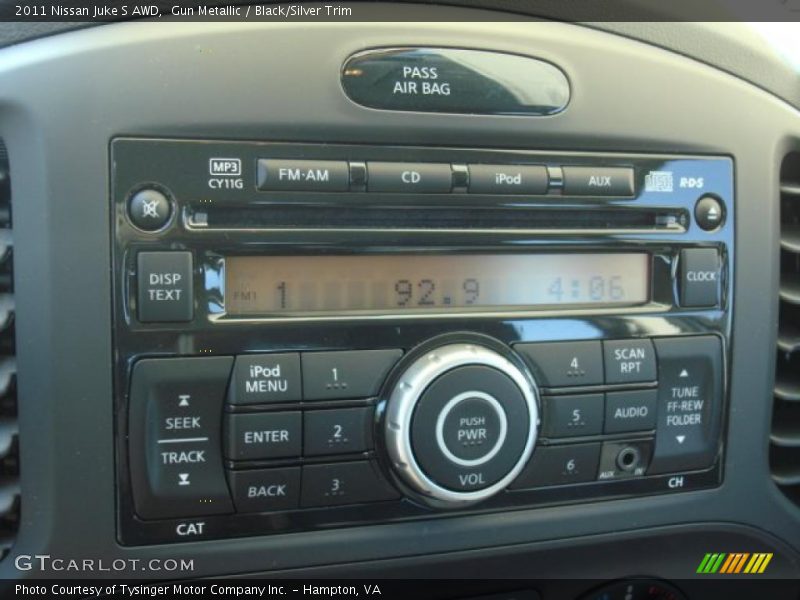 Gun Metallic / Black/Silver Trim 2011 Nissan Juke S AWD