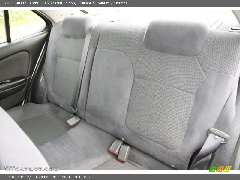 Brilliant Aluminum / Charcoal 2005 Nissan Sentra 1.8 S Special Edition