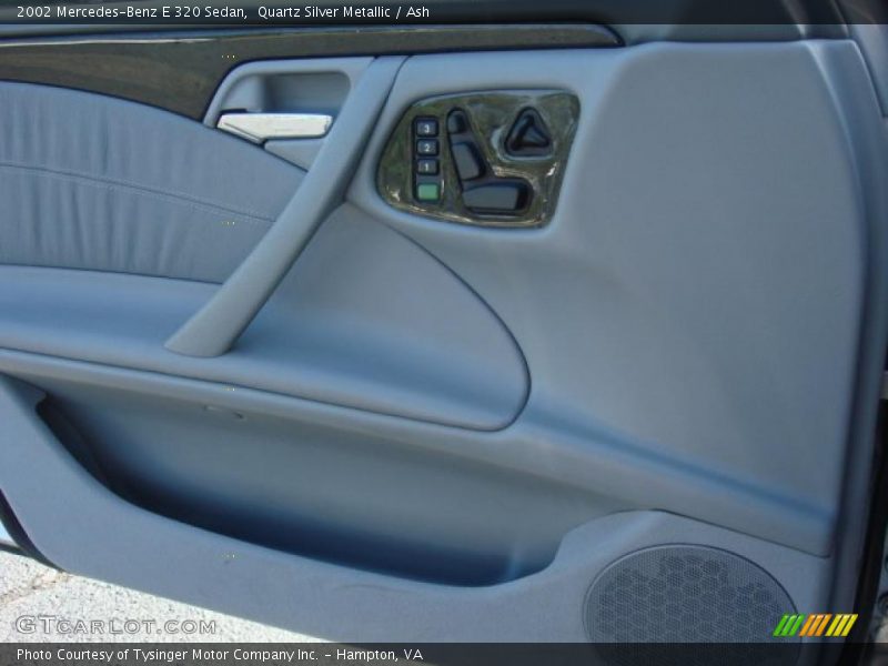 Quartz Silver Metallic / Ash 2002 Mercedes-Benz E 320 Sedan