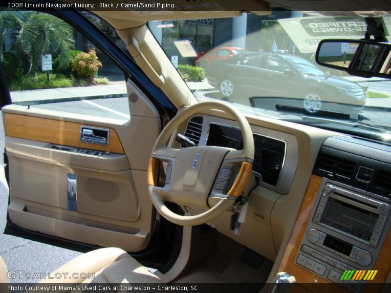Black / Camel/Sand Piping 2008 Lincoln Navigator Luxury