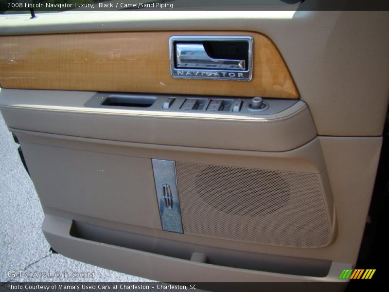 Black / Camel/Sand Piping 2008 Lincoln Navigator Luxury