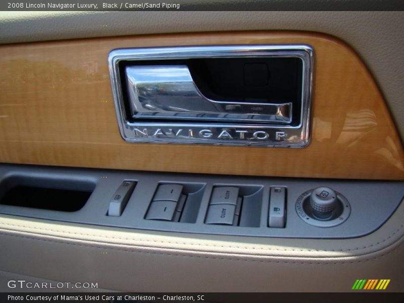 Black / Camel/Sand Piping 2008 Lincoln Navigator Luxury