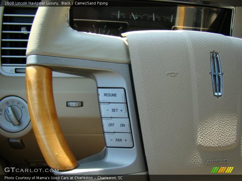 Black / Camel/Sand Piping 2008 Lincoln Navigator Luxury