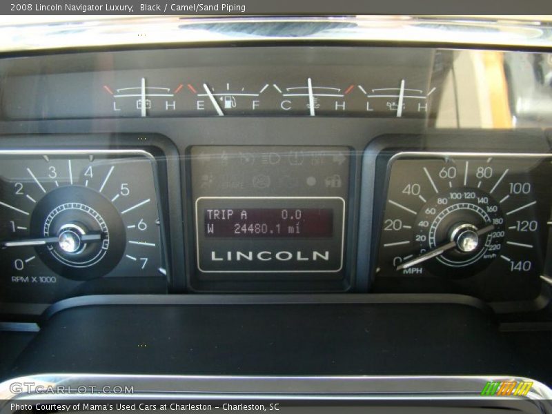 Black / Camel/Sand Piping 2008 Lincoln Navigator Luxury