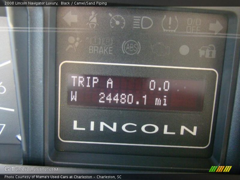 Black / Camel/Sand Piping 2008 Lincoln Navigator Luxury