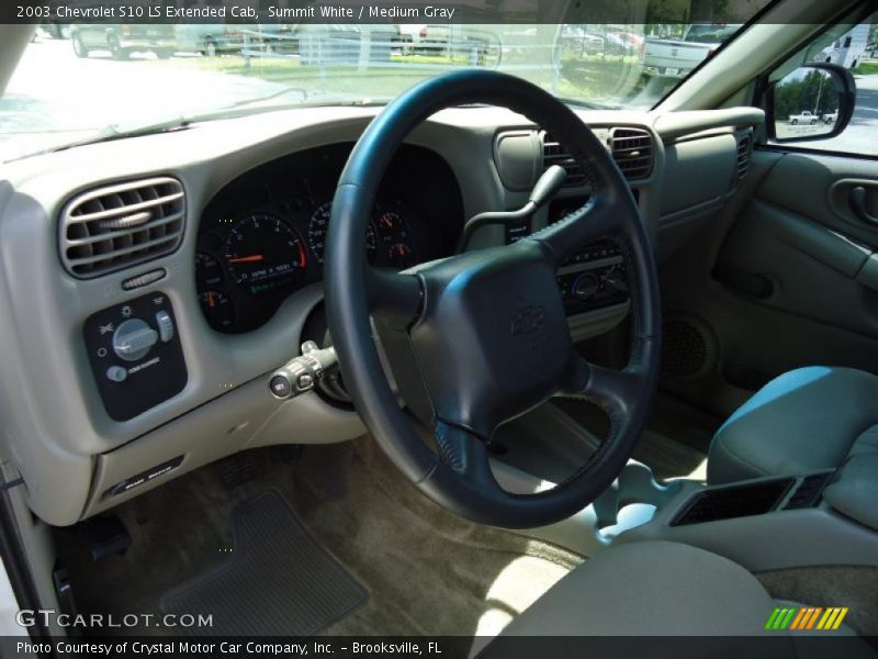 Summit White / Medium Gray 2003 Chevrolet S10 LS Extended Cab
