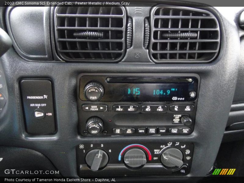Controls of 2003 Sonoma SLS Extended Cab