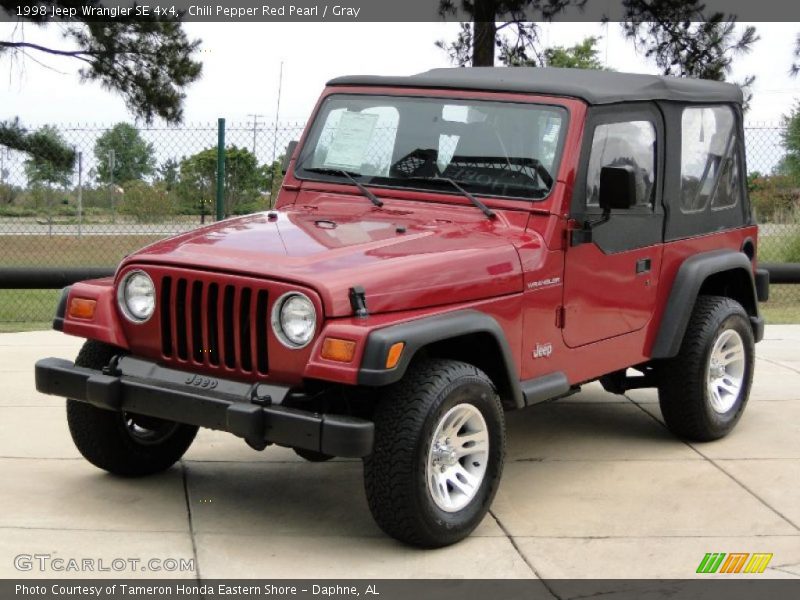 Front 3/4 View of 1998 Wrangler SE 4x4