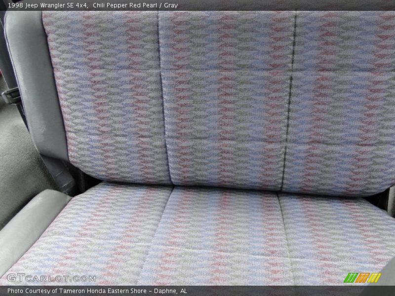 Chili Pepper Red Pearl / Gray 1998 Jeep Wrangler SE 4x4