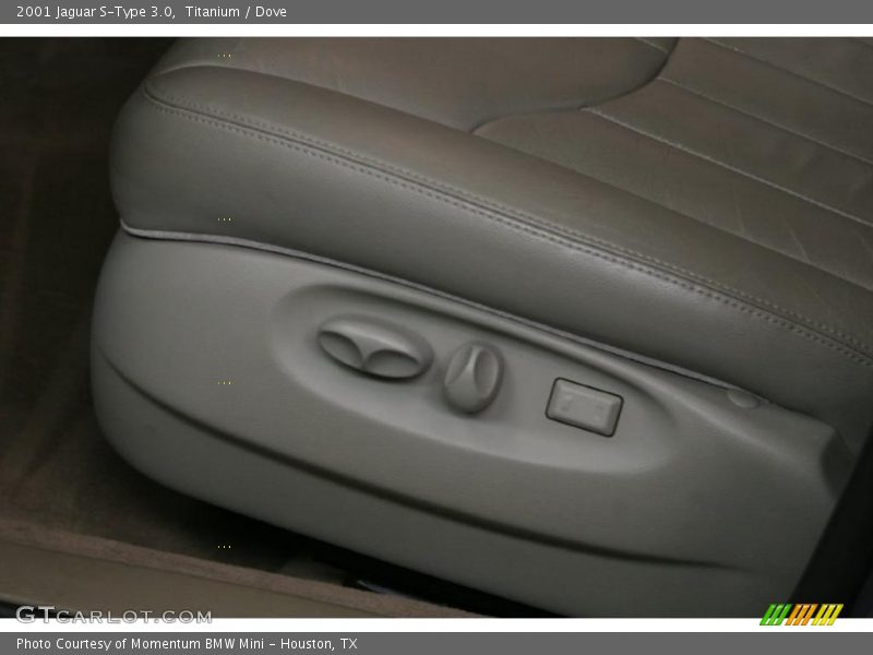 Titanium / Dove 2001 Jaguar S-Type 3.0