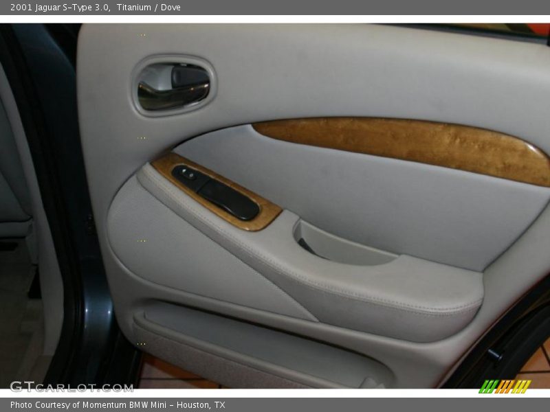 Titanium / Dove 2001 Jaguar S-Type 3.0