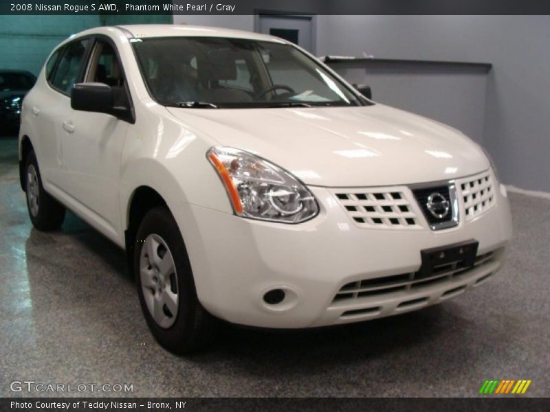 Phantom White Pearl / Gray 2008 Nissan Rogue S AWD