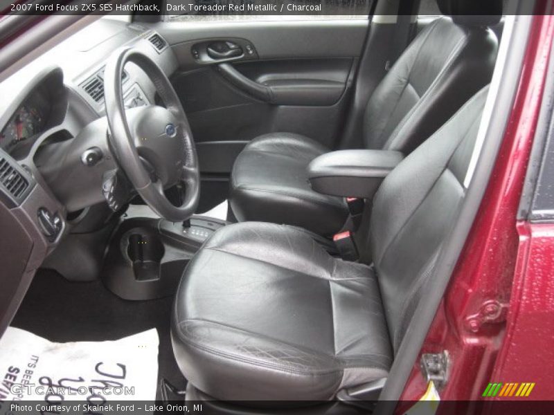  2007 Focus ZX5 SES Hatchback Charcoal Interior