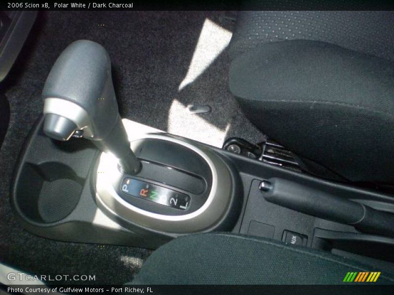 Polar White / Dark Charcoal 2006 Scion xB