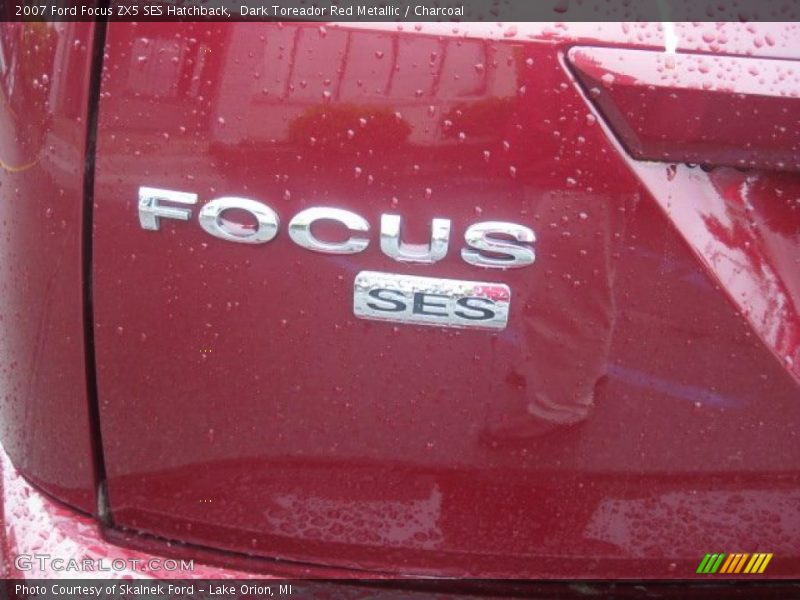  2007 Focus ZX5 SES Hatchback Logo