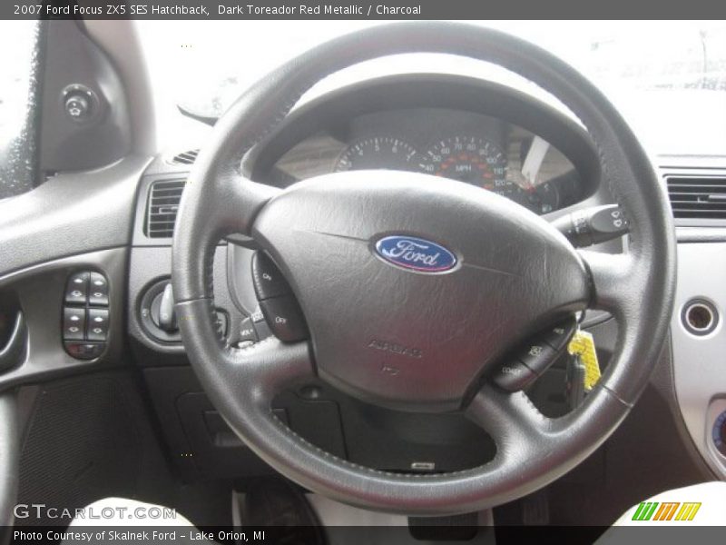  2007 Focus ZX5 SES Hatchback Steering Wheel
