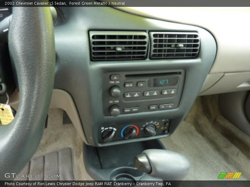 Controls of 2002 Cavalier LS Sedan