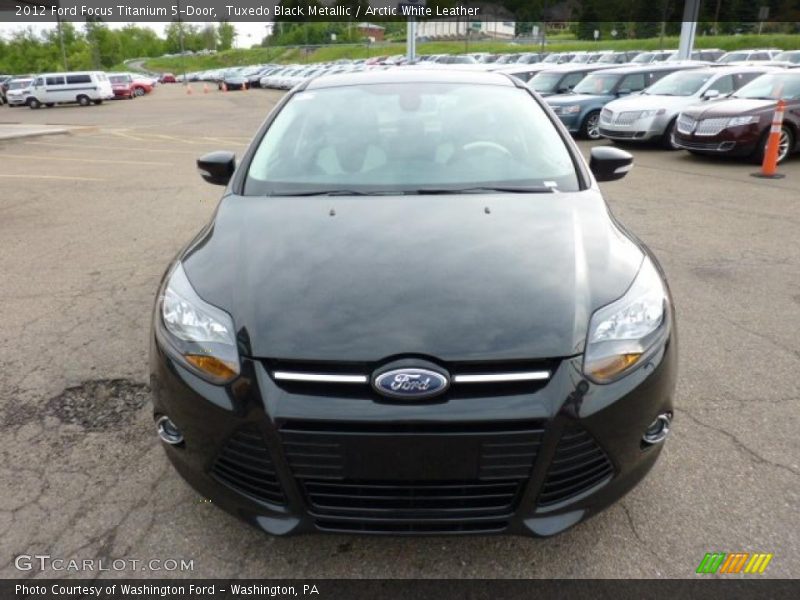  2012 Focus Titanium 5-Door Tuxedo Black Metallic