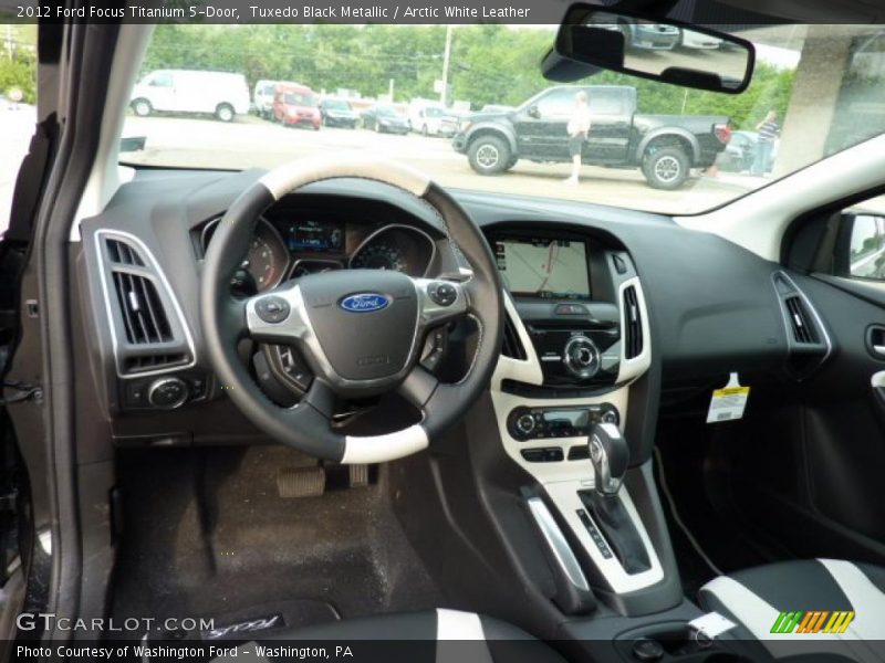 Dashboard of 2012 Focus Titanium 5-Door