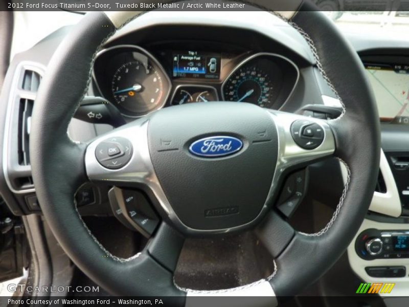  2012 Focus Titanium 5-Door Steering Wheel