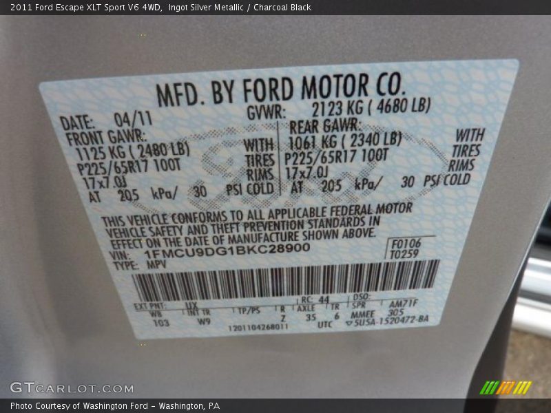 Ingot Silver Metallic / Charcoal Black 2011 Ford Escape XLT Sport V6 4WD