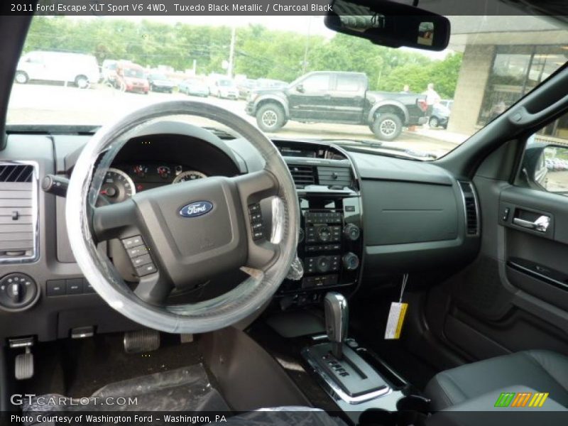 Tuxedo Black Metallic / Charcoal Black 2011 Ford Escape XLT Sport V6 4WD