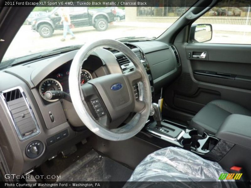 Tuxedo Black Metallic / Charcoal Black 2011 Ford Escape XLT Sport V6 4WD