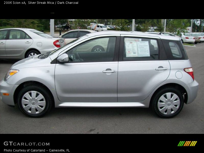 2006 Scion xA in Silver Streak Mica Photo No. 498213